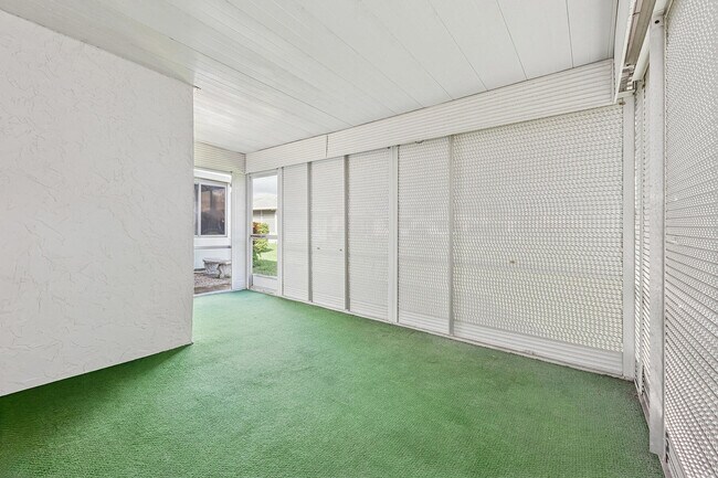 Building Photo - 1421 NW 20th Ave