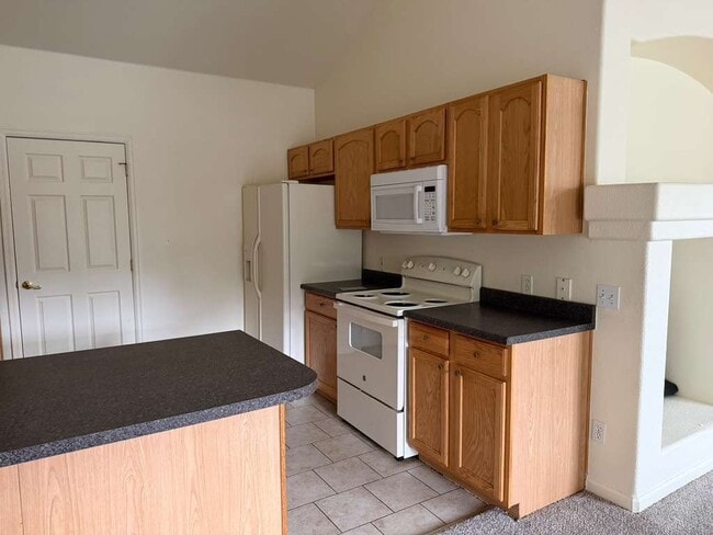 Building Photo - 22675 E Ontario Dr