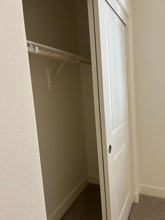 Building Photo - NEW HOME