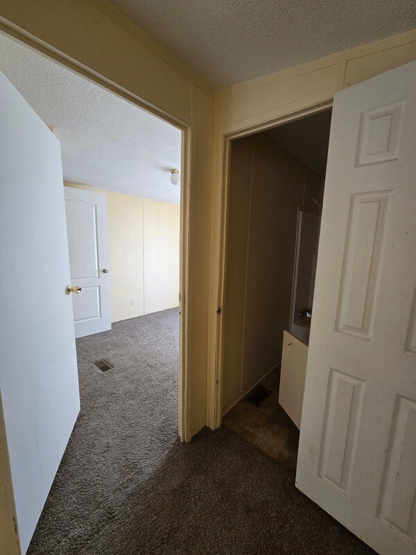 Building Photo - 2412 Cattail Cir