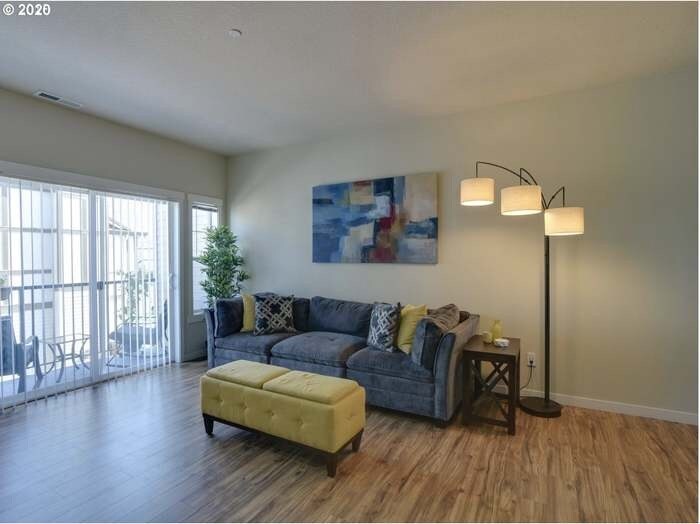 Living Room - 28488 SW Villebois Dr N