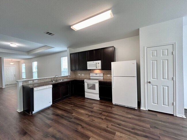Building Photo - 9117 Southwick Dr