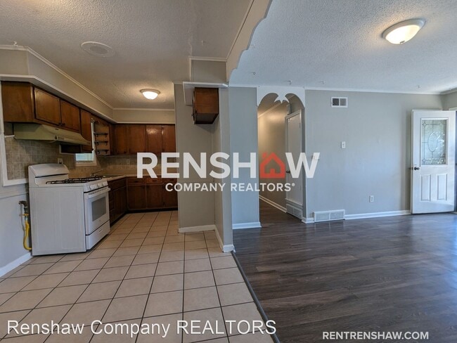Building Photo - 3 br, 1 bath House - 3253 Markley St