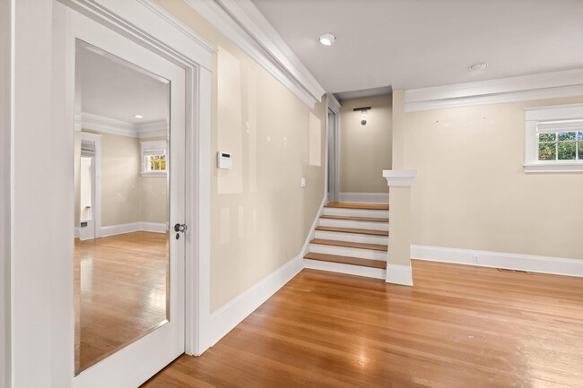 Building Photo - Elegant Grant Park Craftsman with Wine Cel...