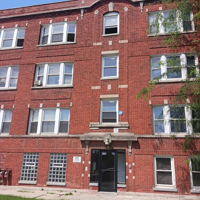 Primary Photo - 122 N Kilpatrick Ave