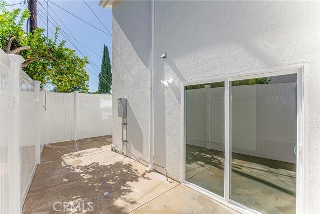 Building Photo - 6638 Lindley Ave