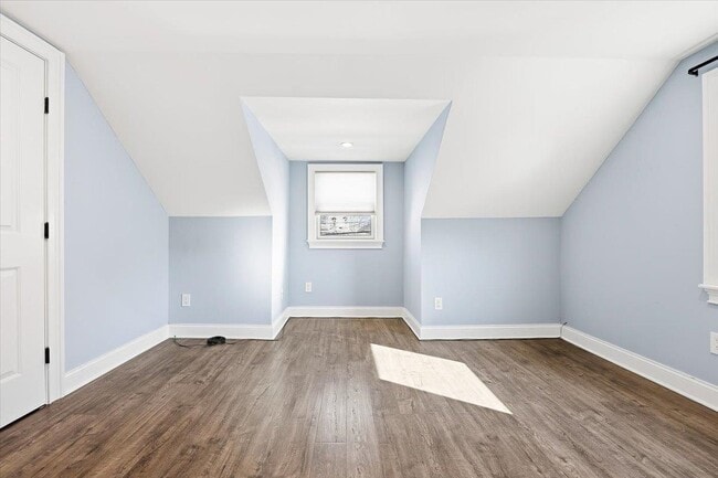 Building Photo - 7 Main Terrace