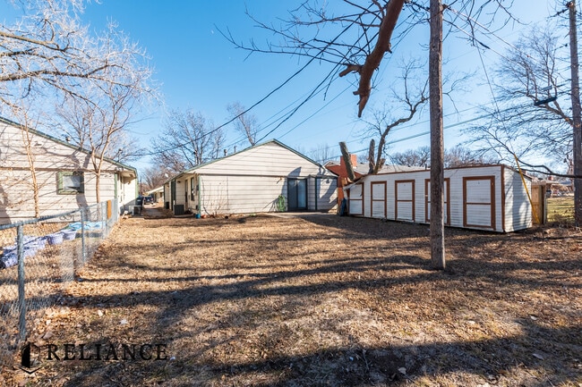 Building Photo - 1753 N Woodrow Ct