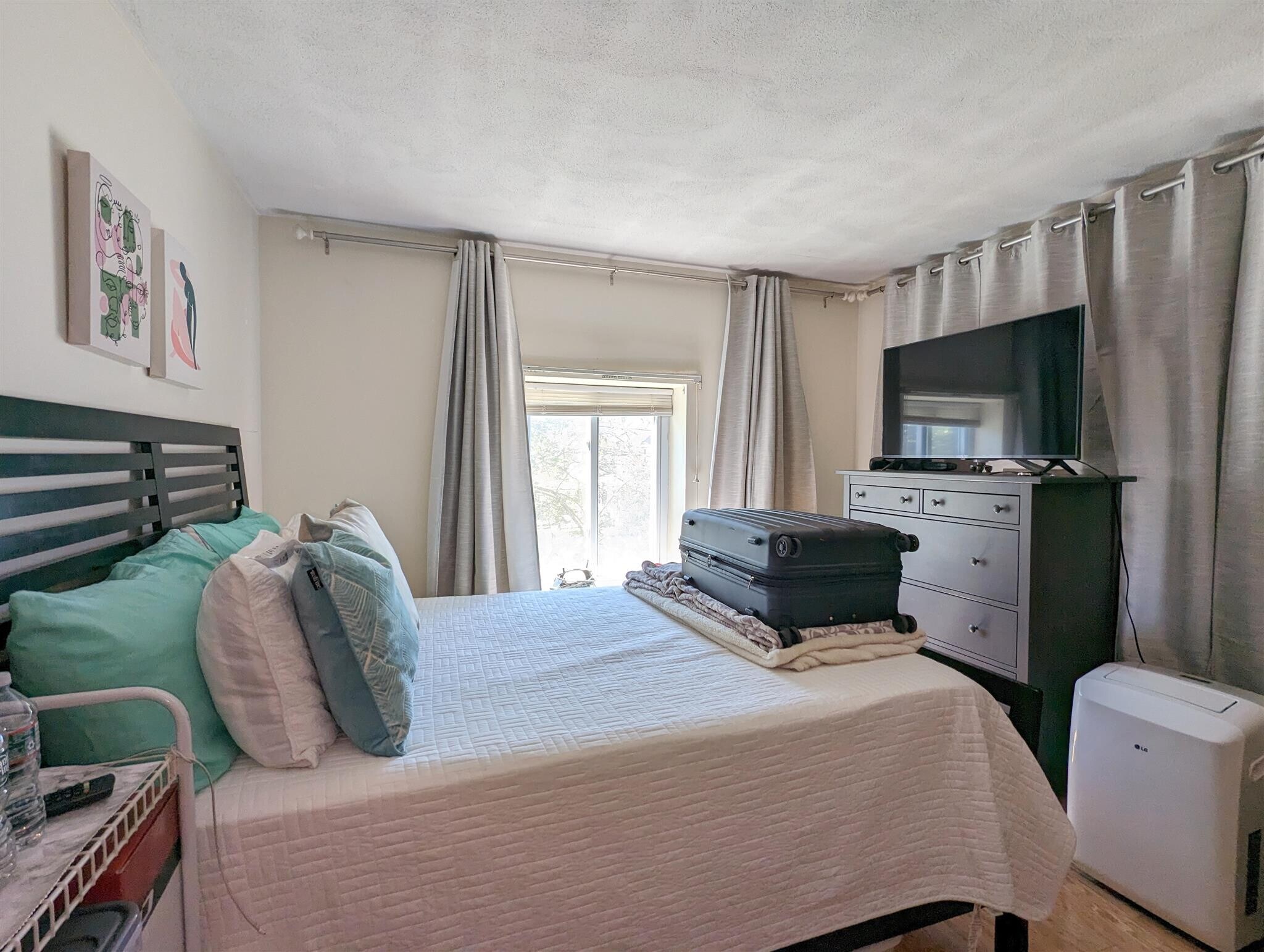 Building Photo - 998 Massachusetts Ave