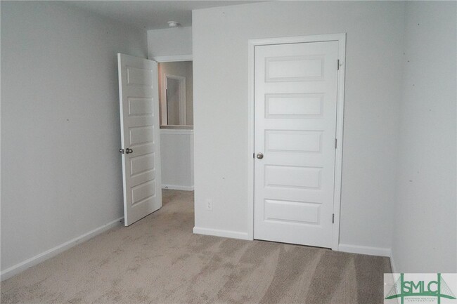 Building Photo - 418 Coconut Dr