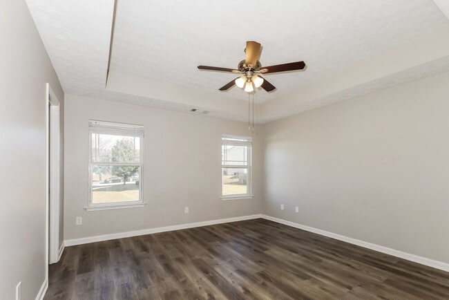 Building Photo - 3901 Alderwoods Dr