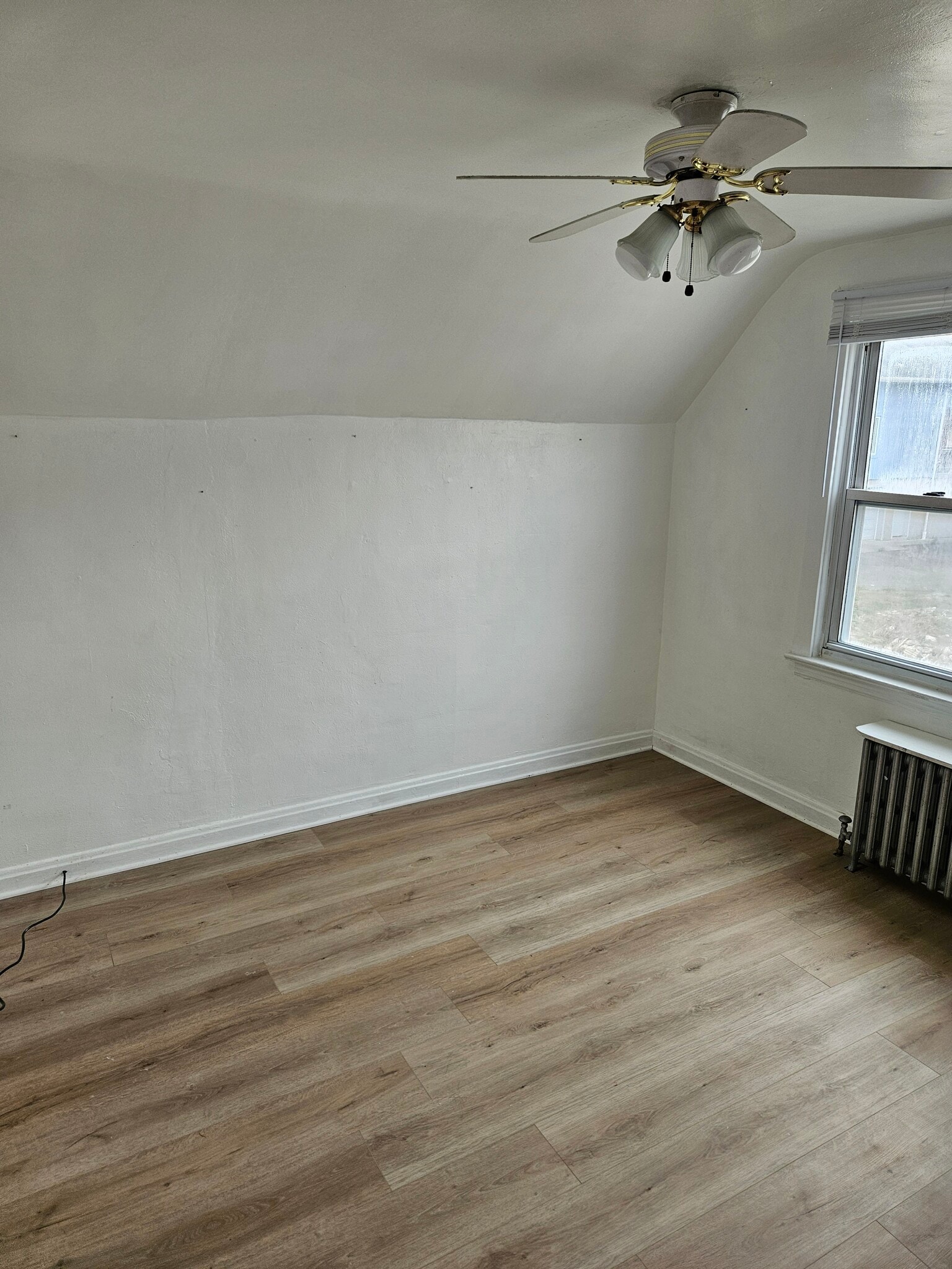 Building Photo - 113 Sellitti Ln