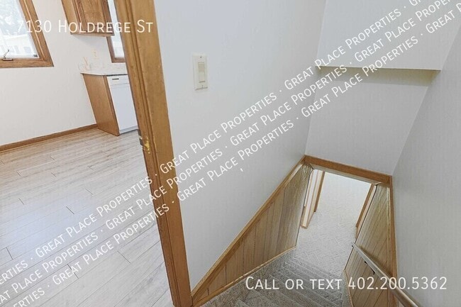 Building Photo - 7130 Holdrege St