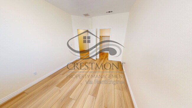 Building Photo - 515 Surfbird Ln