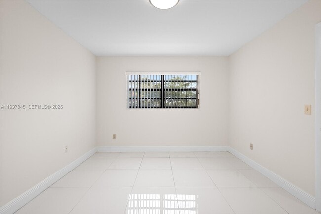 Building Photo - 6211 SW 138th Ct