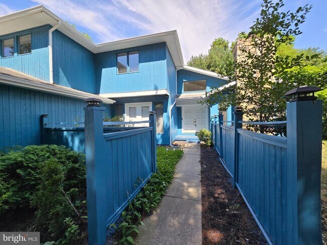 Building Photo - 26 Las Brisas Blvd