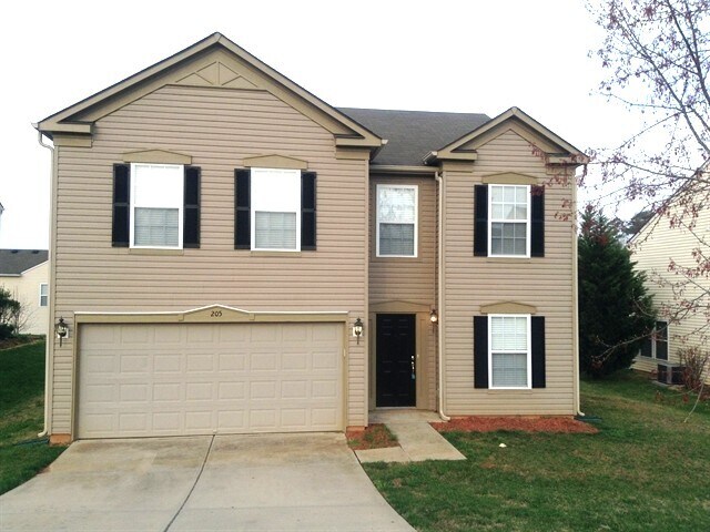 Primary Photo - 205 Farm Springs Rd