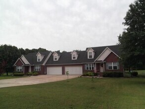 Building Photo - Rogers - Plentywood