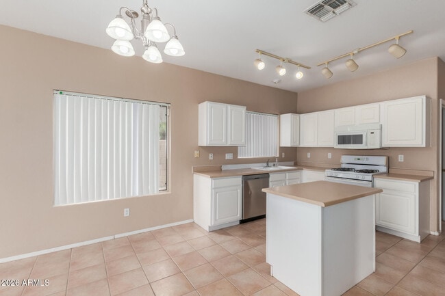 Building Photo - 13391 W Crocus Dr
