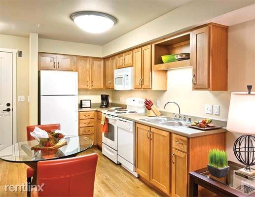 Building Photo - 13626 W Baldcypress St