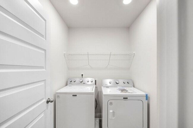 Building Photo - 115 Ted Dr