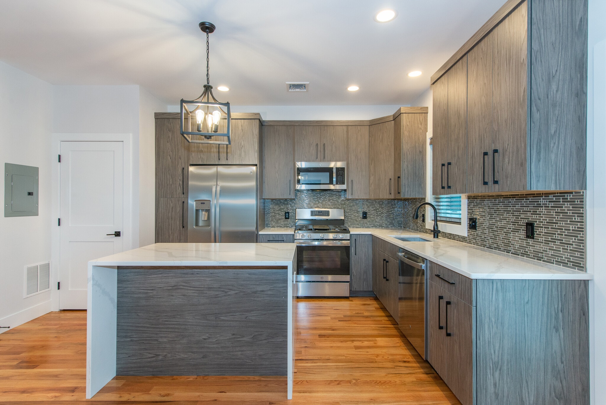 Building Photo - 360 Orange Rd