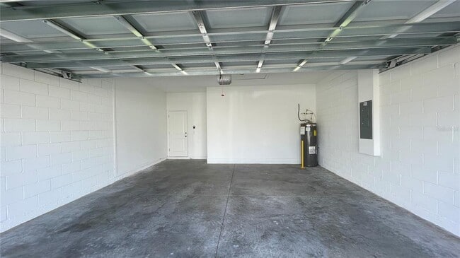 Building Photo - 2367 White Cedar Wy