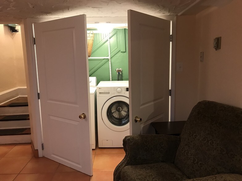 Private Laundry Closet - 6214 Lee Hwy