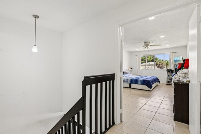 Building Photo - 5843 Woodlands Blvd