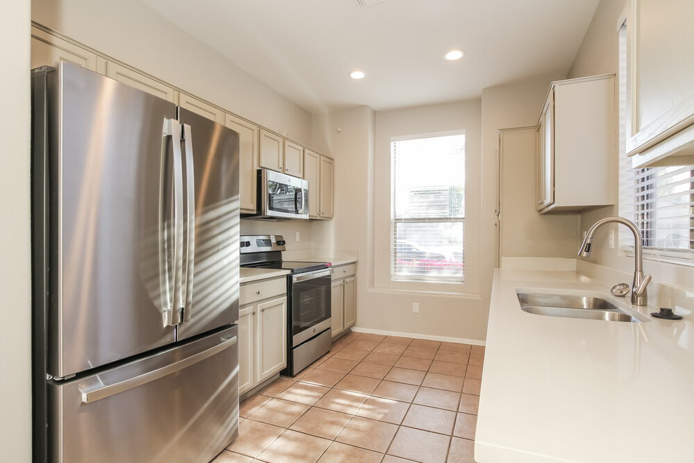 Building Photo - 8713 N 58th Ln