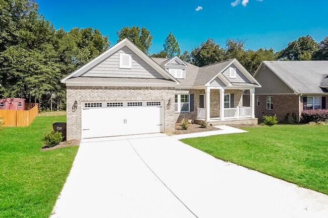 Building Photo - 467 Bainbridge Dr, Aiken, SC