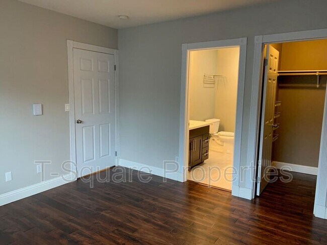 Building Photo - 15300 112th Ave NE