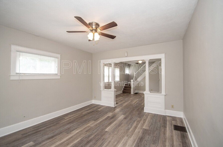 Building Photo - 1541 E Ohio St