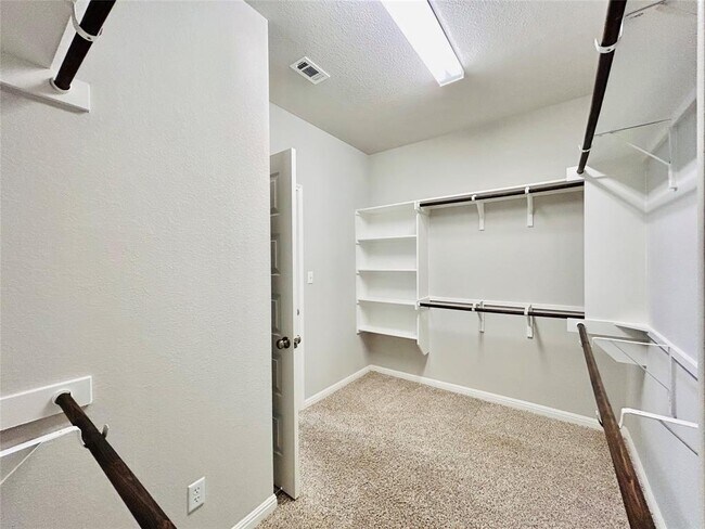 Building Photo - 1156 Capra Ln