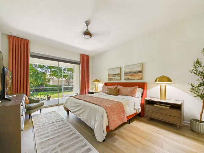 Building Photo - Relax and Unwind in This Beautiful Arboretum Condo Near Downtown Naples – 3-Month Minimum Rental