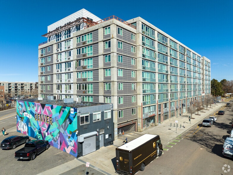 Building Photo - Broadway Plaza Lofts