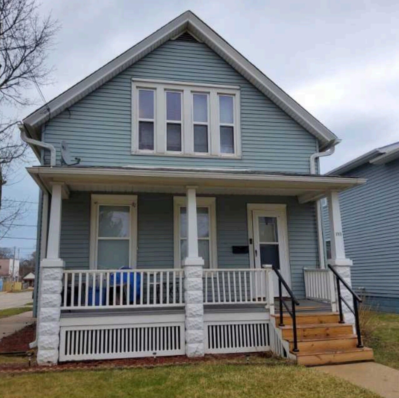 Building Photo - 1001 Delamere Ave