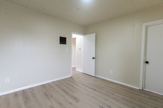 Building Photo - Rent to Own Available in Oklahoma City!