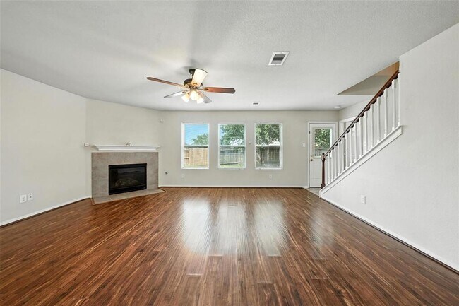 Building Photo - 3146 Madison Elm St