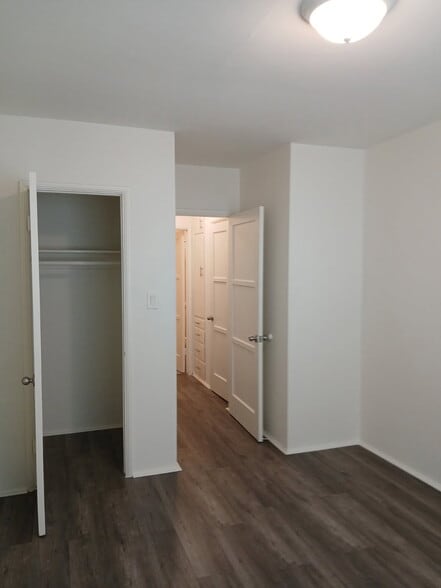 Bedroom closet - 1728 N Hollywood Way