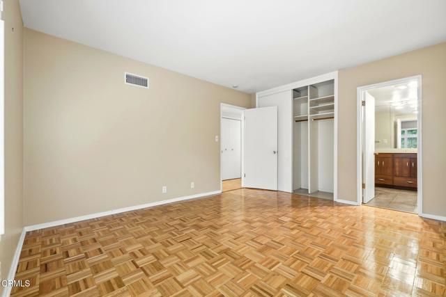 Building Photo - 313 S Orange Grove Blvd