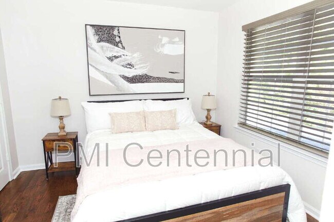 Building Photo - 220 Preston Oaks Dr