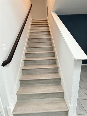 Building Photo - 16525 Portage St