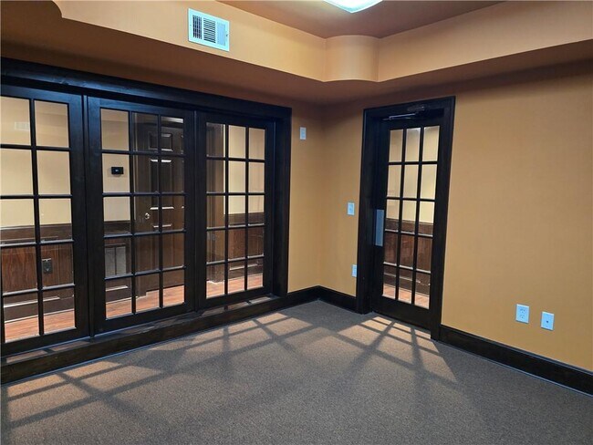 Building Photo - 1462 Georgia Club Dr