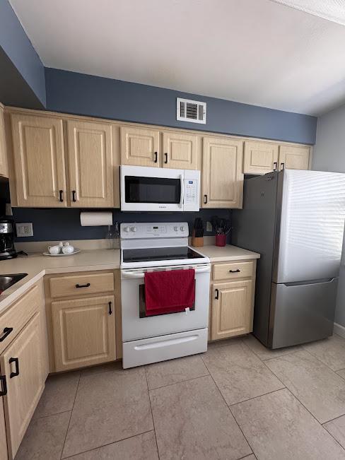 Building Photo - 3239 Candle Ridge Dr