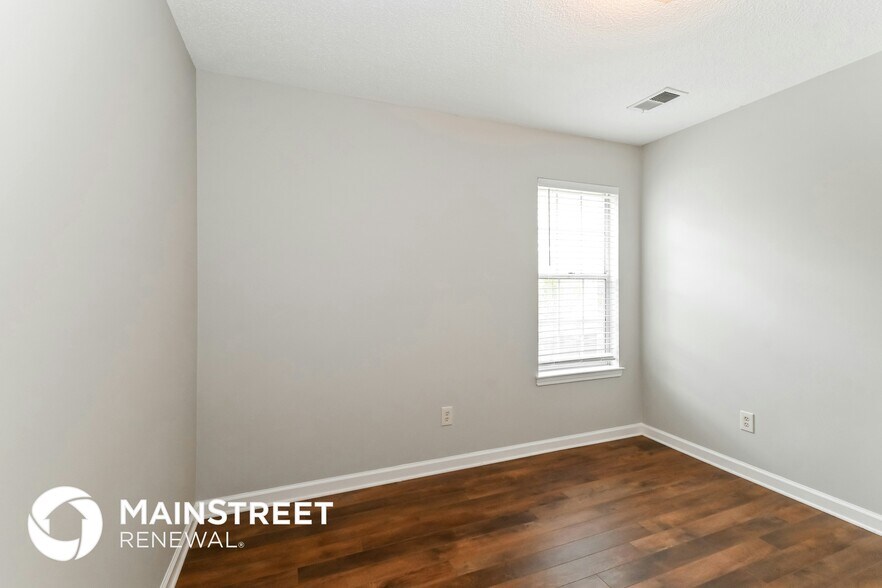 Building Photo - 9917 Riggan Dr