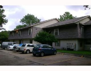 Building Photo - 1641 N Oakland Ave