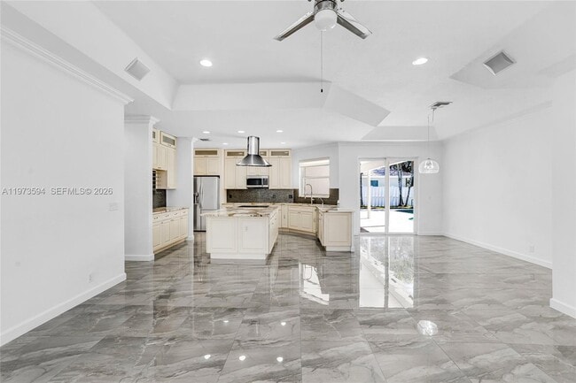 Building Photo - 13264 Lakeside Terrace