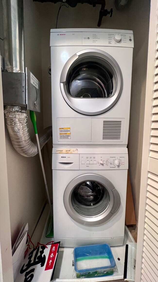 Building Photo - 3128 Loma Verde Dr