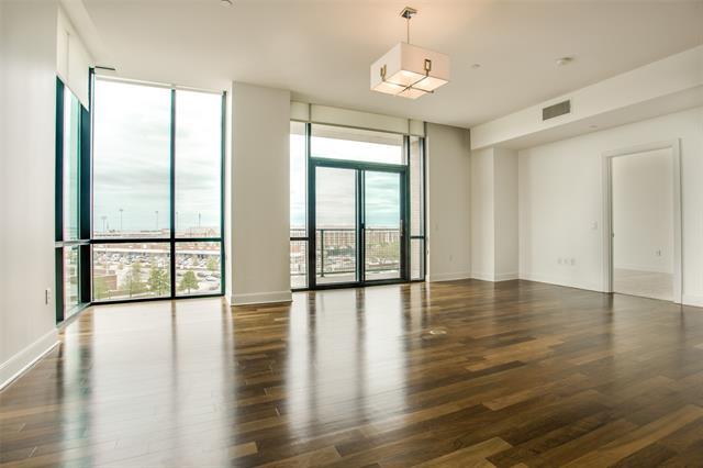 Building Photo - 5656 N Central Expy